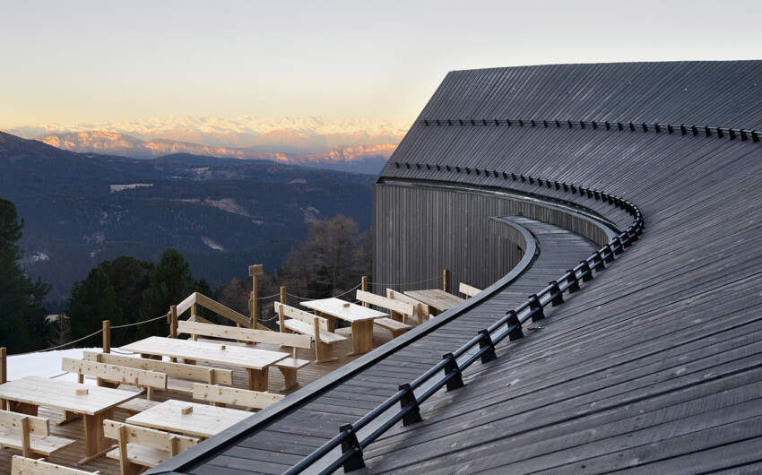10_Peter_Pichler_Architecture_Oberholz_Mountain_Hut_medium_9